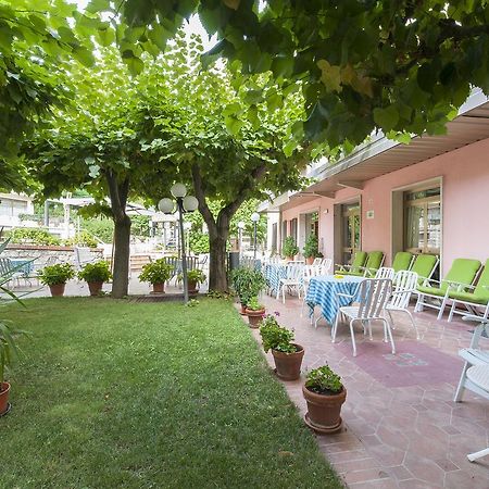 Hotel Rinascente Chianciano Terme Buitenkant foto