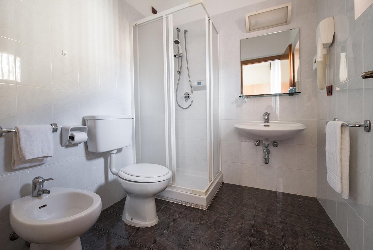 Hotel Rinascente Chianciano Terme Buitenkant foto