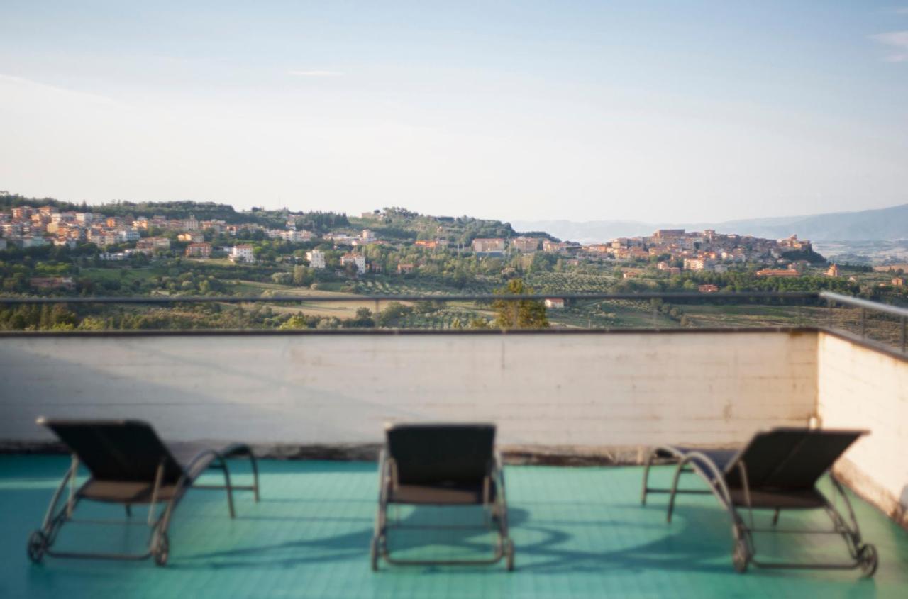 Hotel Rinascente Chianciano Terme Buitenkant foto